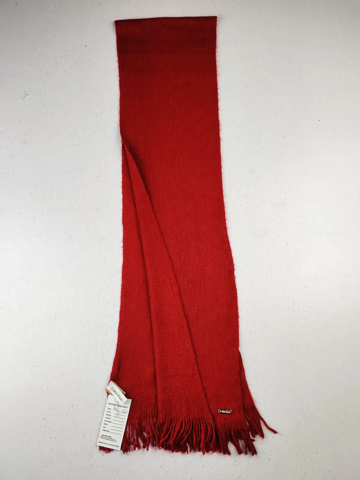 Buy online pre-used pre-loved 100% authentic & Original branded Calvin Klein (MS-353) available in Pakistan. Top international brands avilable.