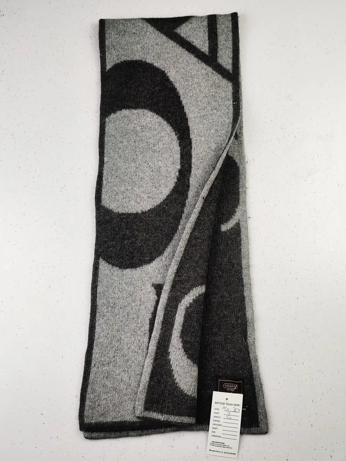 Buy online pre-used pre-loved 100% authentic & Original branded Coach (MS-359) available in Pakistan. Top international brands avilable.