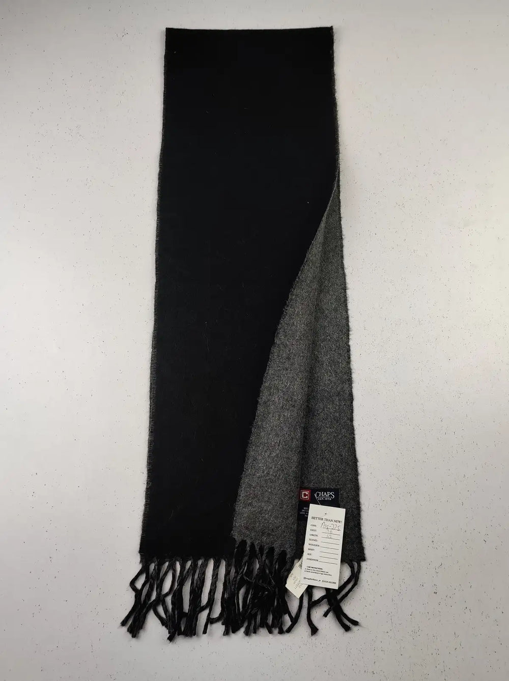 Buy online pre-used pre-loved 100% authentic & Original branded Chaps (MS-375) available in Pakistan. Top international brands avilable.