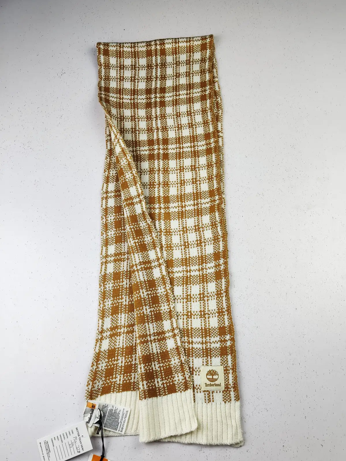 Buy online pre-used pre-loved 100% authentic & Original branded Timberland (MS-378) available in Pakistan. Top international brands avilable.