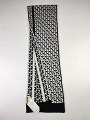 Buy online pre-used pre-loved 100% authentic & Original branded Michael Kors (MS-385) available in Pakistan. Top international brands avilable.