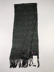 Buy online pre-used pre-loved 100% authentic & Original branded Chaps (MS-393) available in Pakistan. Top international brands avilable.