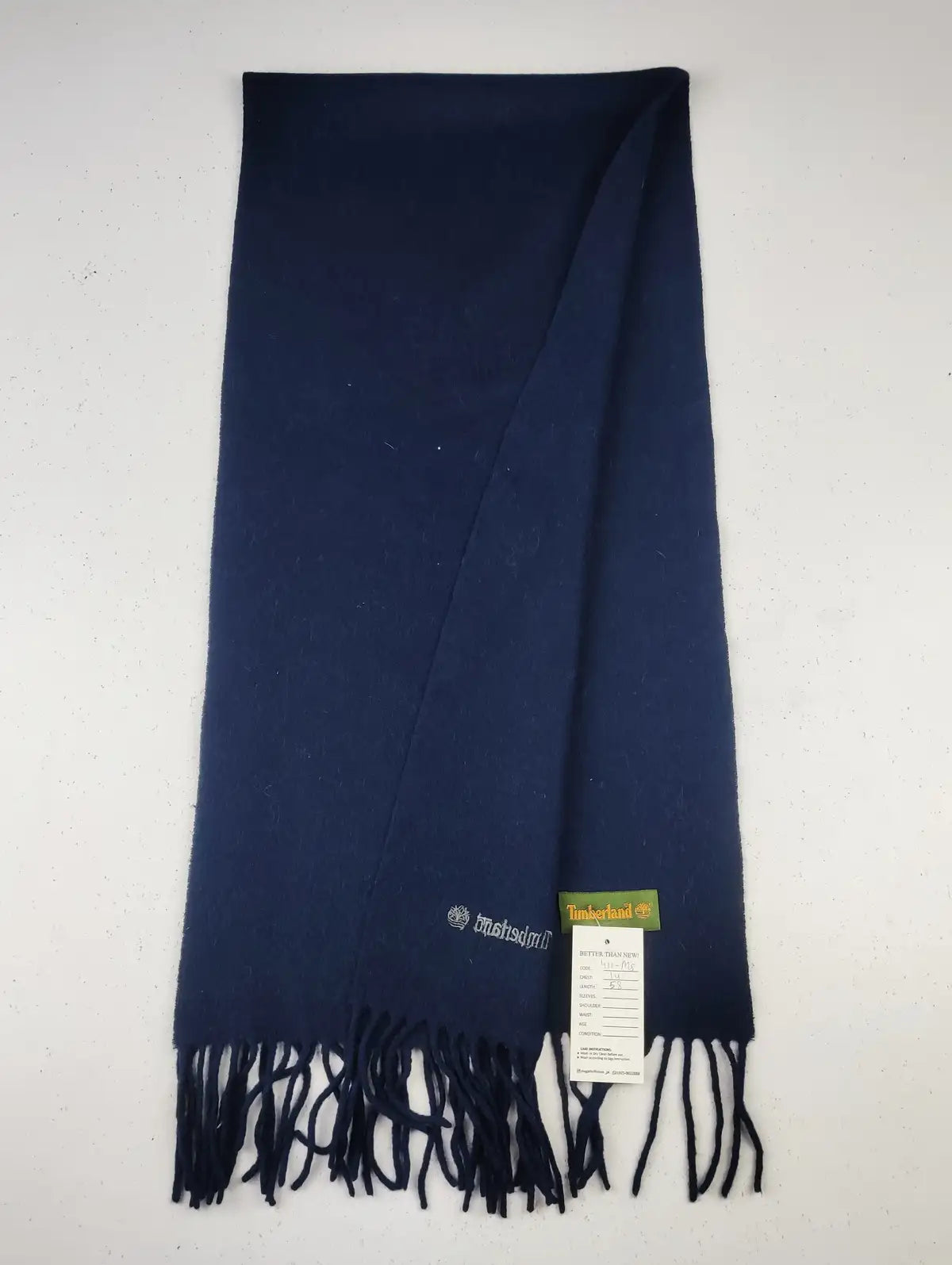 Buy online pre-used pre-loved 100% authentic & Original branded Timberland (MS-411) available in Pakistan. Top international brands avilable.