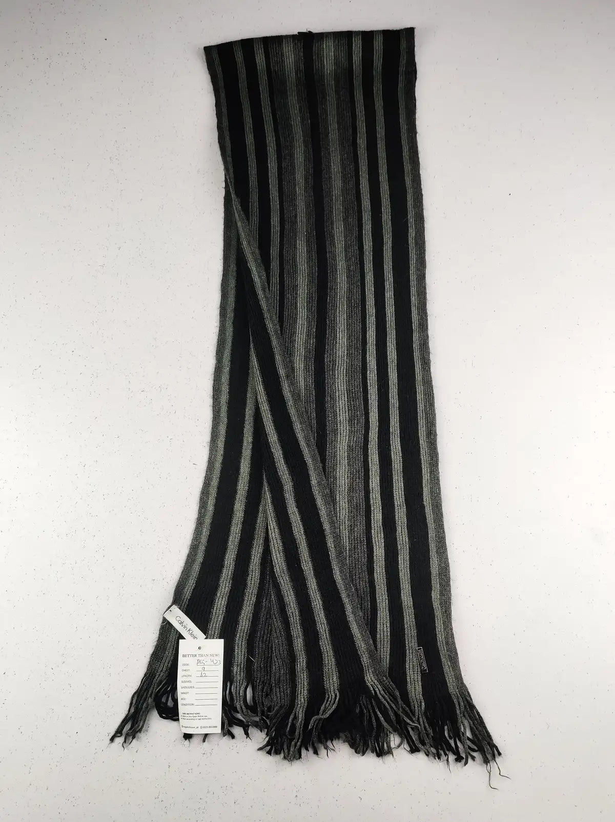 Buy online pre-used pre-loved 100% authentic & Original branded Calvin Klein (MS-423) available in Pakistan. Top international brands avilable.