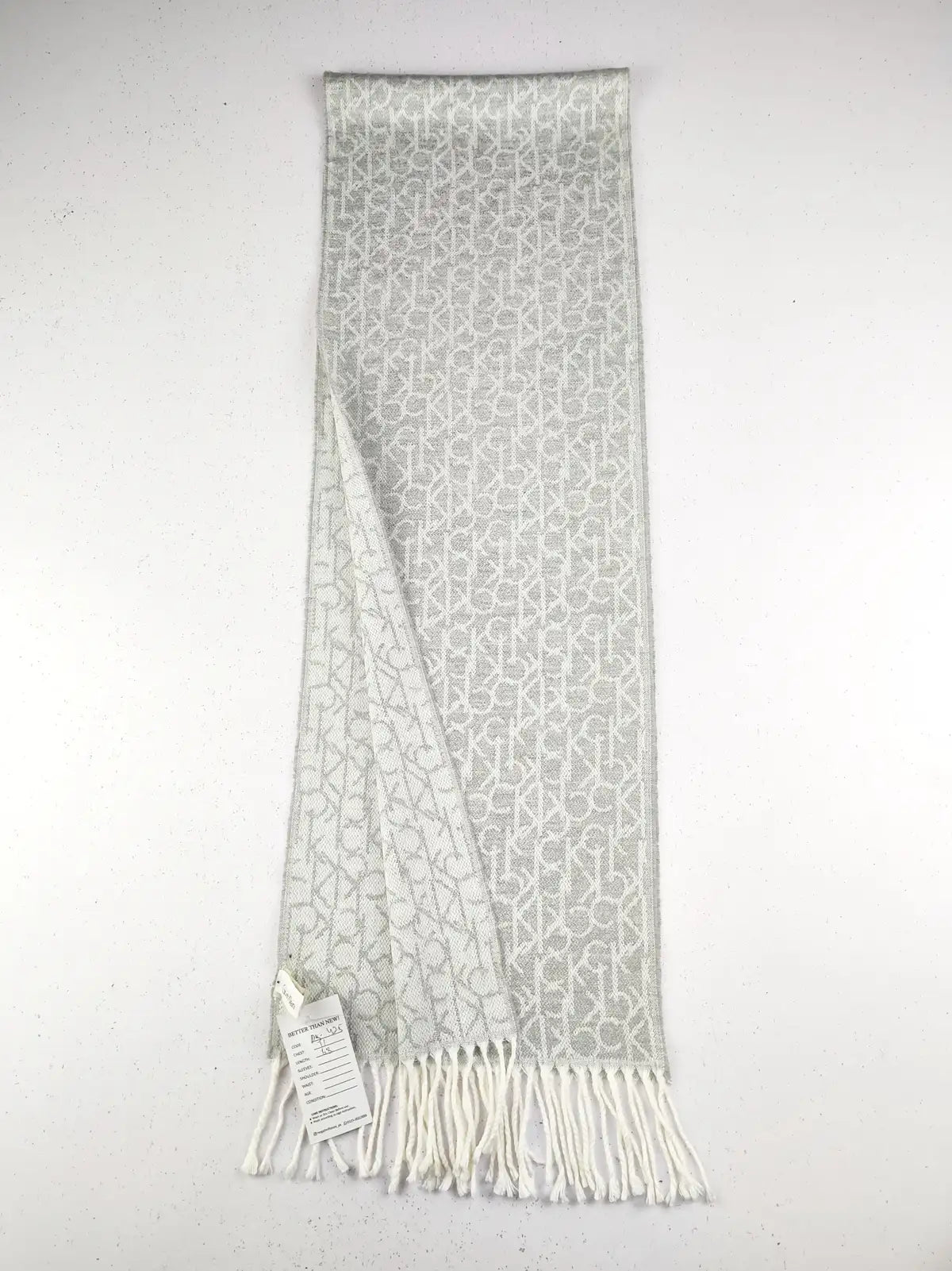 Buy online pre-used pre-loved 100% authentic & Original branded Calvin Klein (MS-425) available in Pakistan. Top international brands avilable.