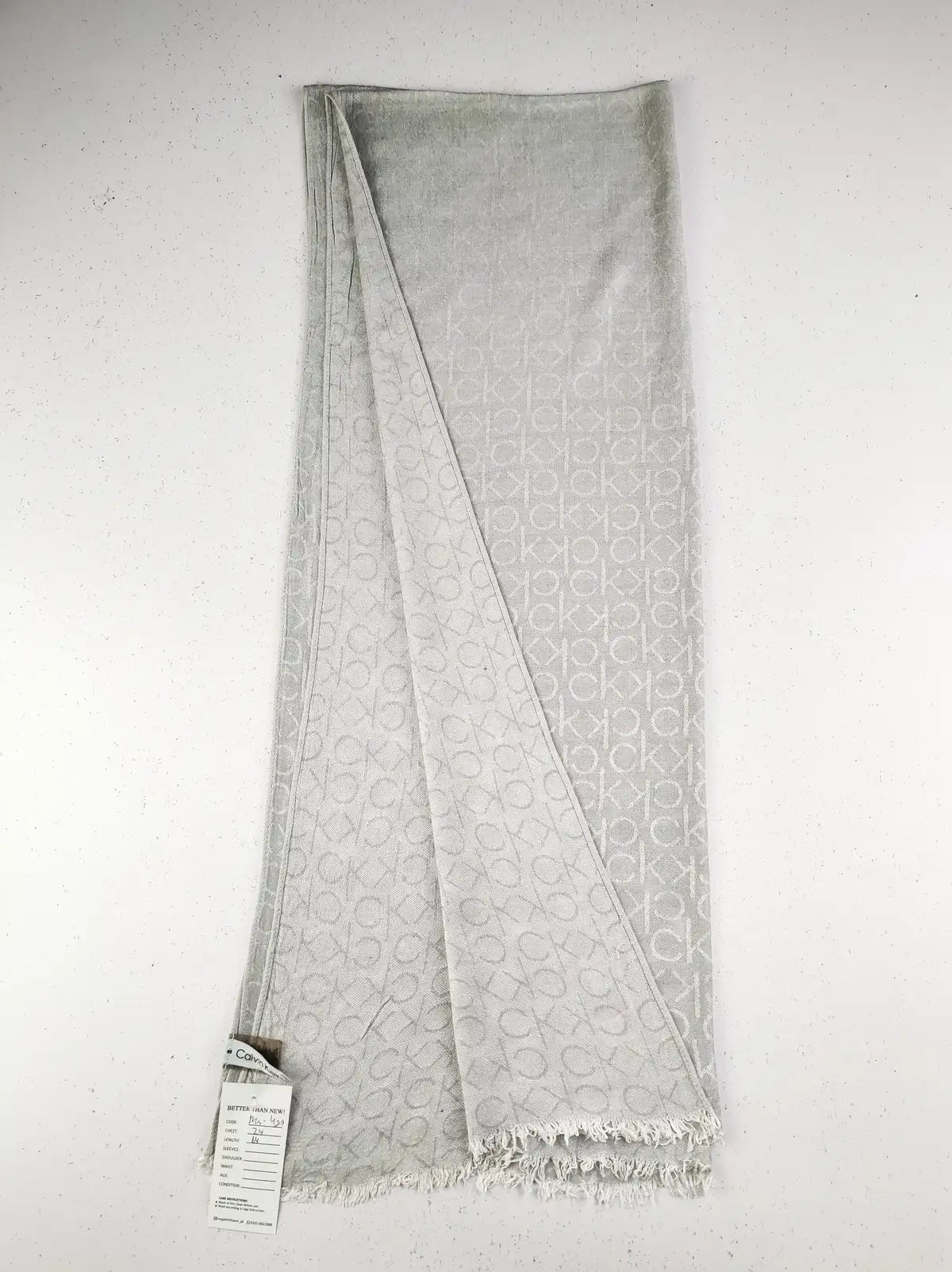 Buy online pre-used pre-loved 100% authentic & Original branded Calvin Klein (MS-429) available in Pakistan. Top international brands avilable.