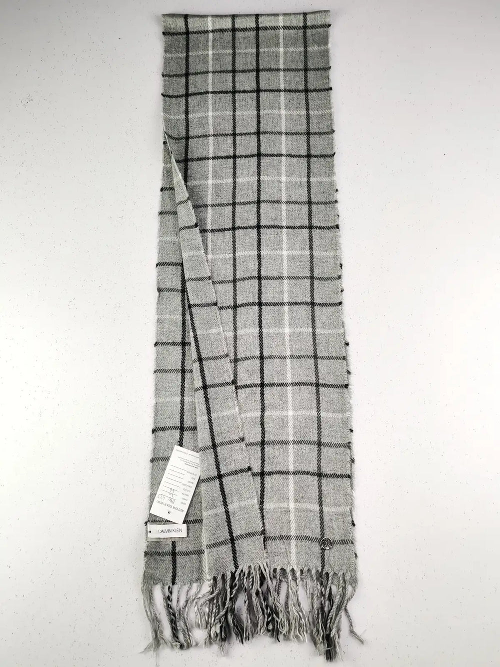 Buy online pre-used pre-loved 100% authentic & Original branded Calvin Klein (MS-433) available in Pakistan. Top international brands avilable.