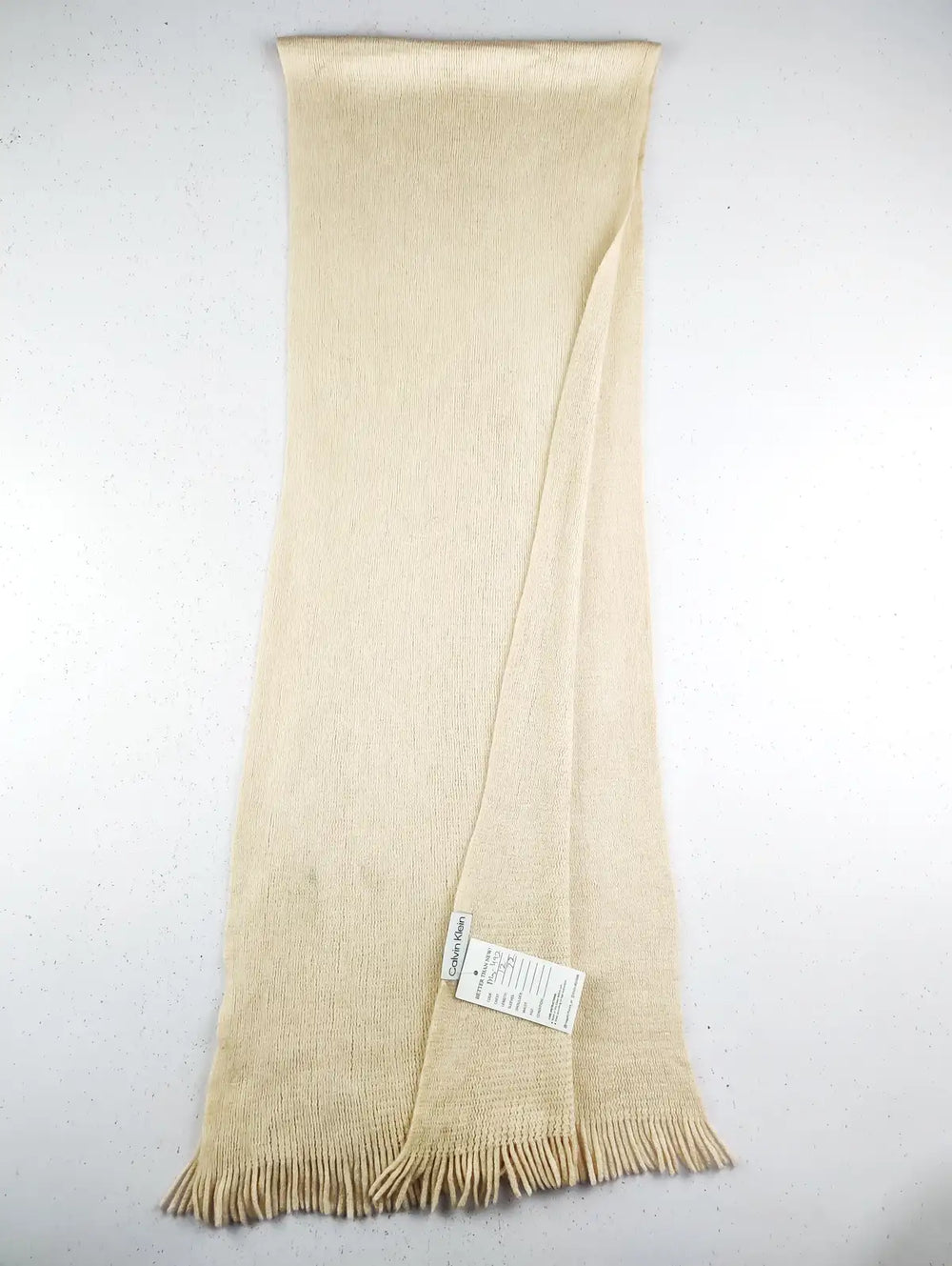 Buy online pre-used pre-loved 100% authentic & Original branded Calvin Klein (MS-492) available in Pakistan. Top international brands avilable.