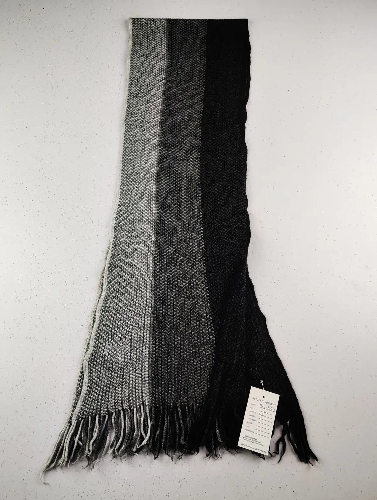 Buy online pre-used pre-loved 100% authentic & Original branded Calvin Klein (MS-593) available in Pakistan. Top international brands avilable.