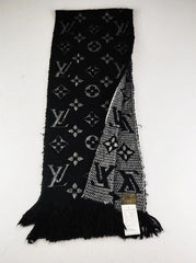 Buy online pre-used pre-loved 100% authentic & Original branded Lv (MS-605) available in Pakistan. Top international brands avilable.