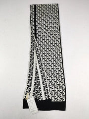 Buy online pre-used pre-loved 100% authentic & Original branded Michael Kors (MS-608) available in Pakistan. Top international brands avilable.