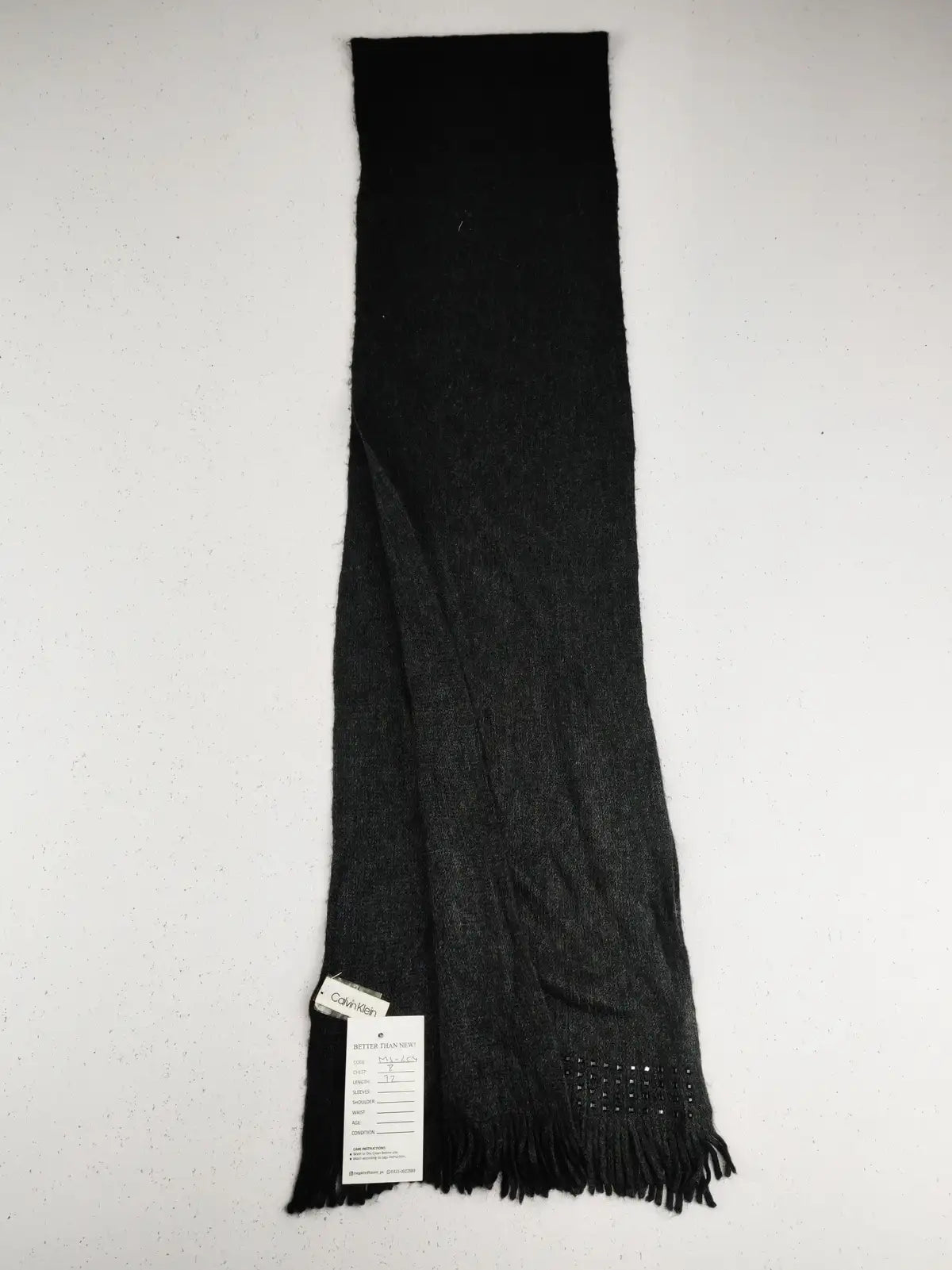 Buy online pre-used pre-loved 100% authentic & Original branded Calvin Klein (MS-654) available in Pakistan. Top international brands avilable.