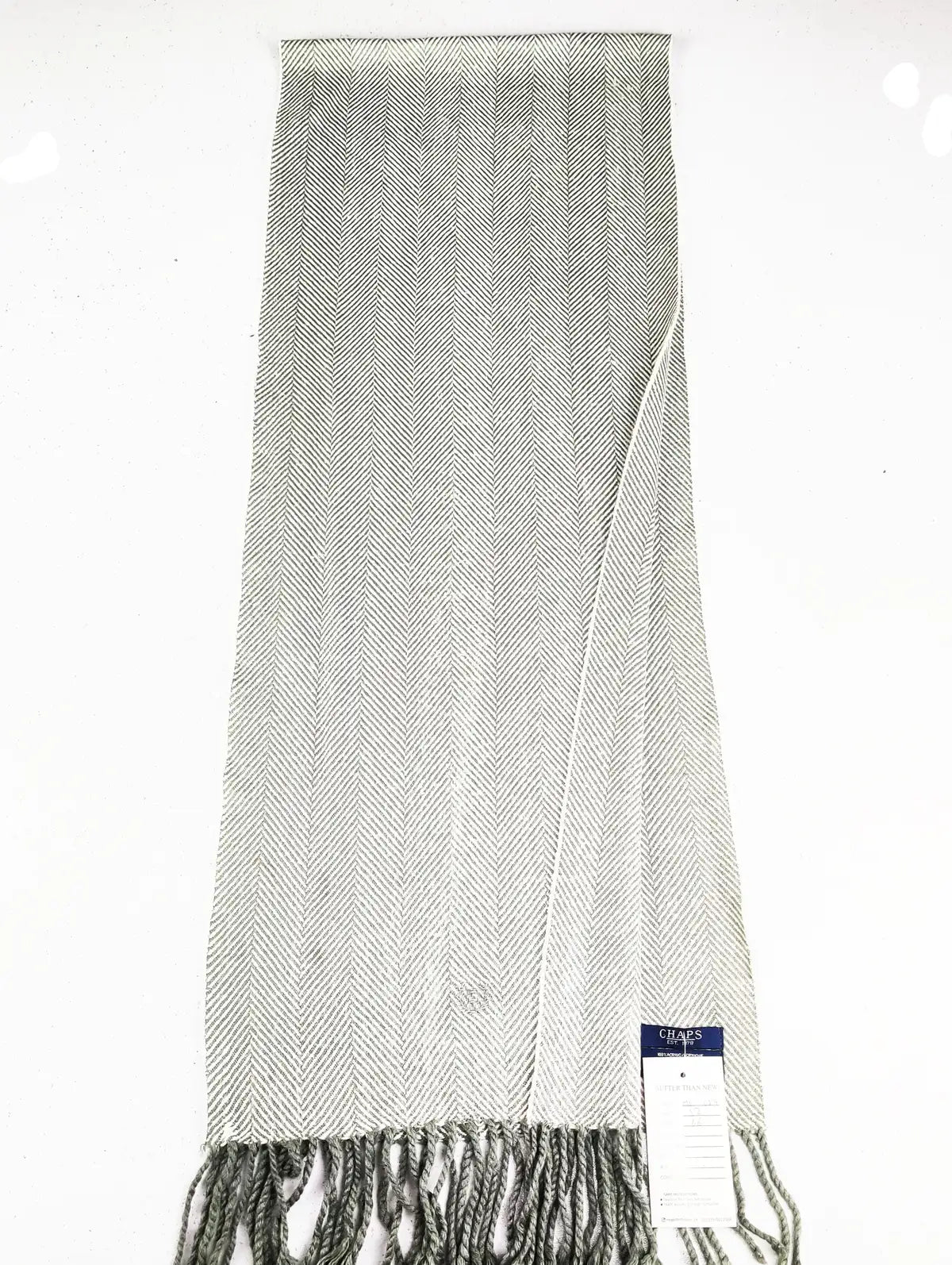 Buy online pre-used pre-loved 100% authentic & Original branded Chaps (MS-659) available in Pakistan. Top international brands avilable.