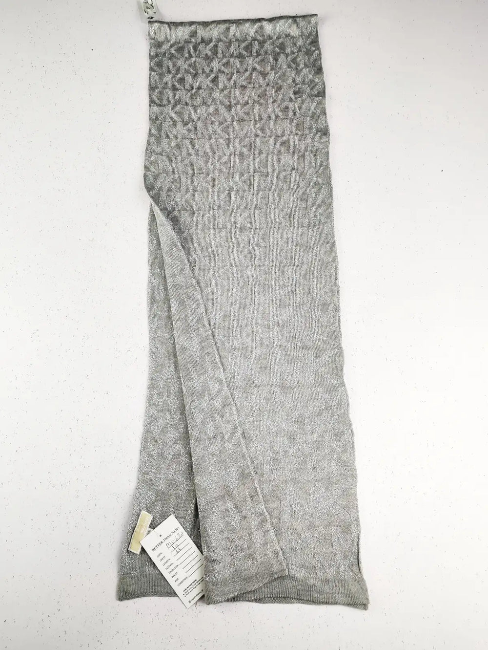 Buy online pre-used pre-loved 100% authentic & Original branded Michael Kors (MS-682) available in Pakistan. Top international brands avilable.