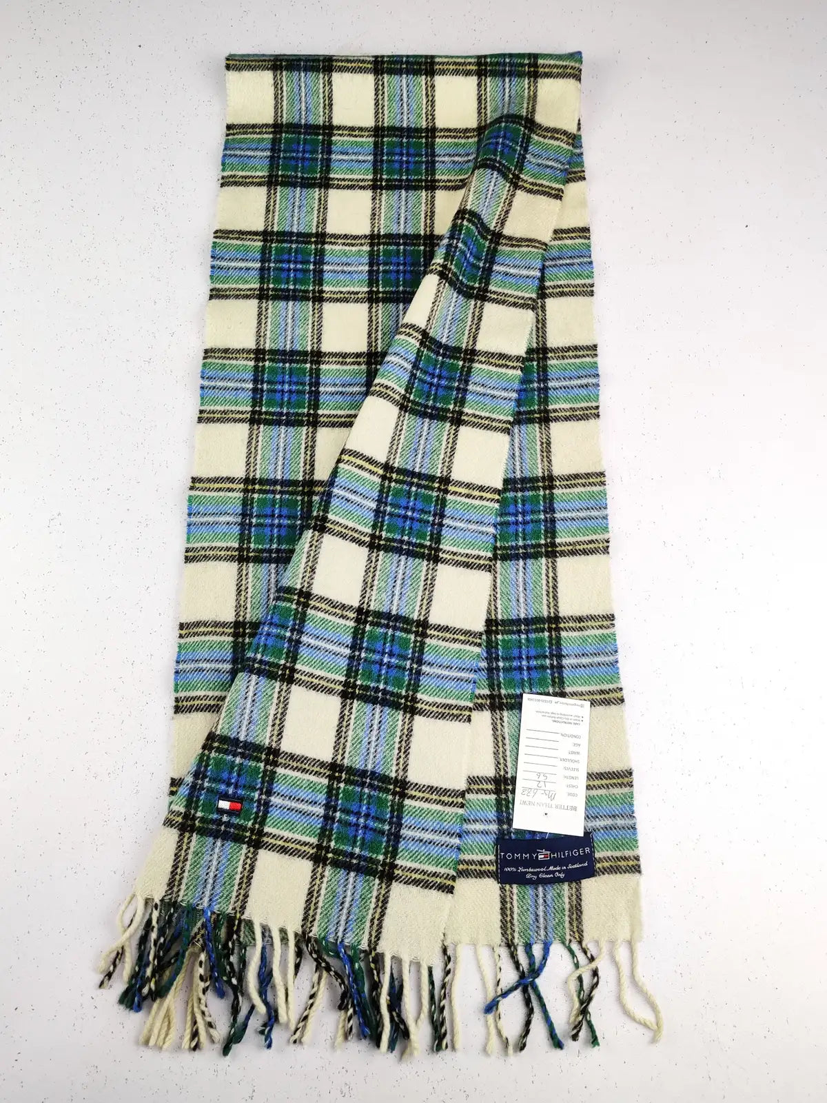 Buy online pre-used pre-loved 100% authentic & Original branded Tommy Hilfiger (MS-688) available in Pakistan. Top international brands avilable.