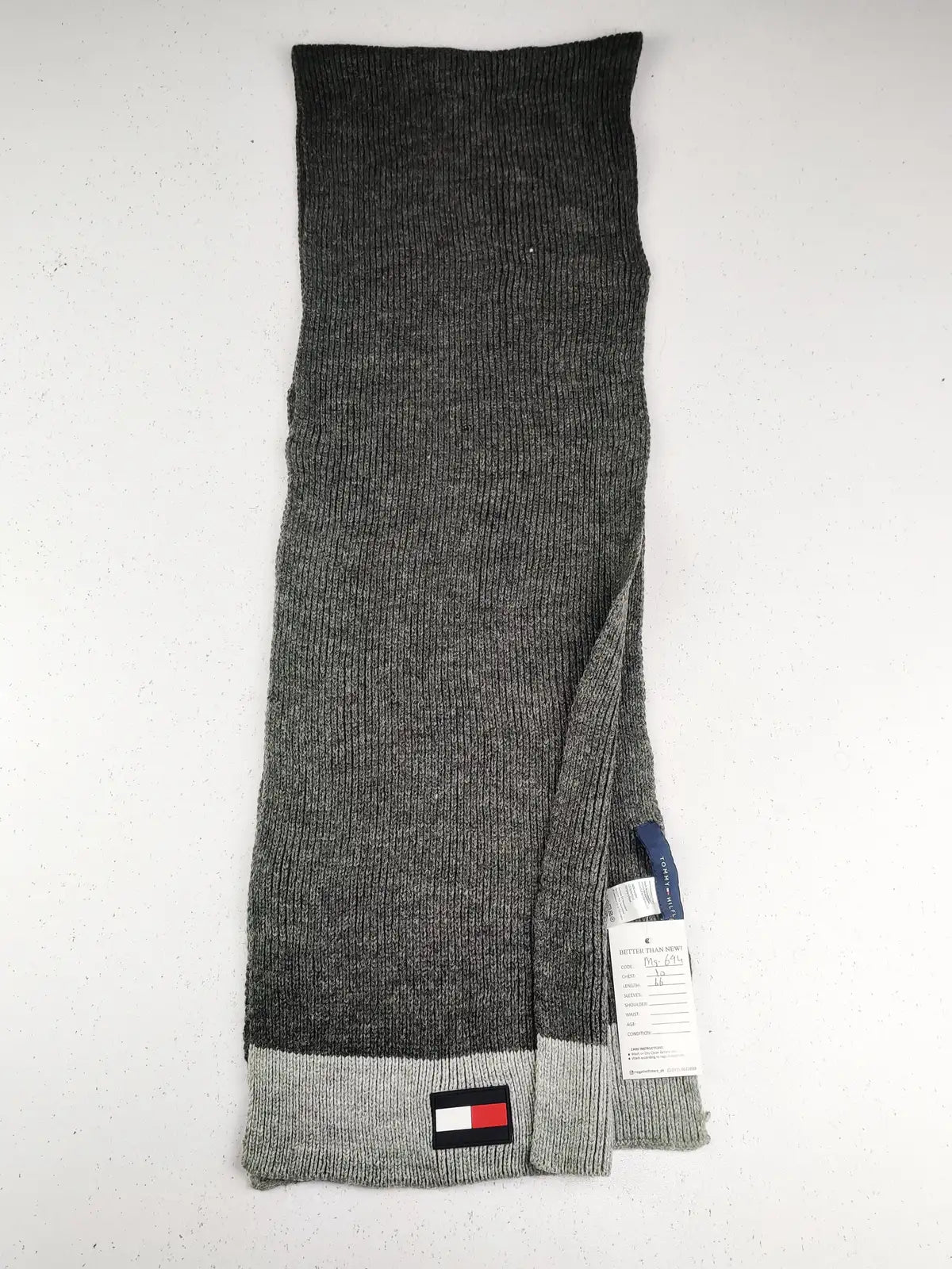 Buy online pre-used pre-loved 100% authentic & Original branded Tommy Hilfiger (MS-694) available in Pakistan. Top international brands avilable.