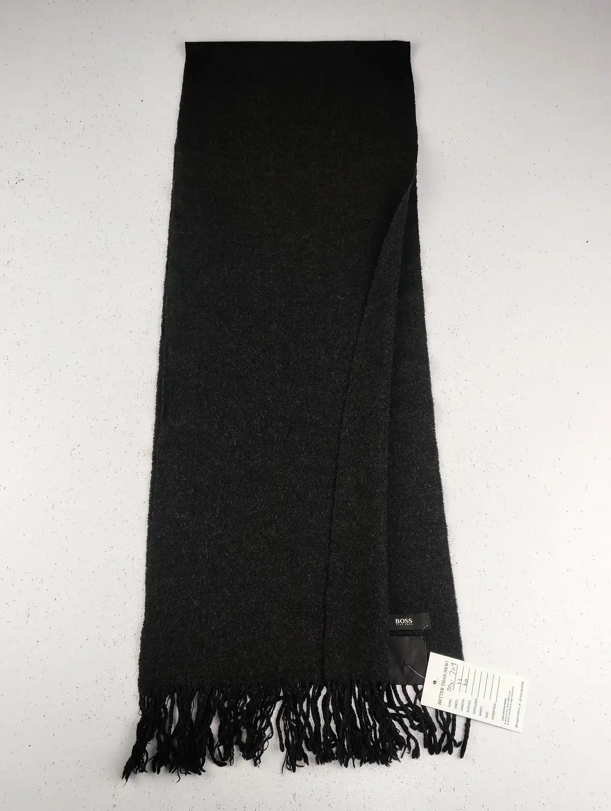 Buy online pre-used pre-loved 100% authentic & Original branded Hugo Boss (MS-709) available in Pakistan. Top international brands avilable.