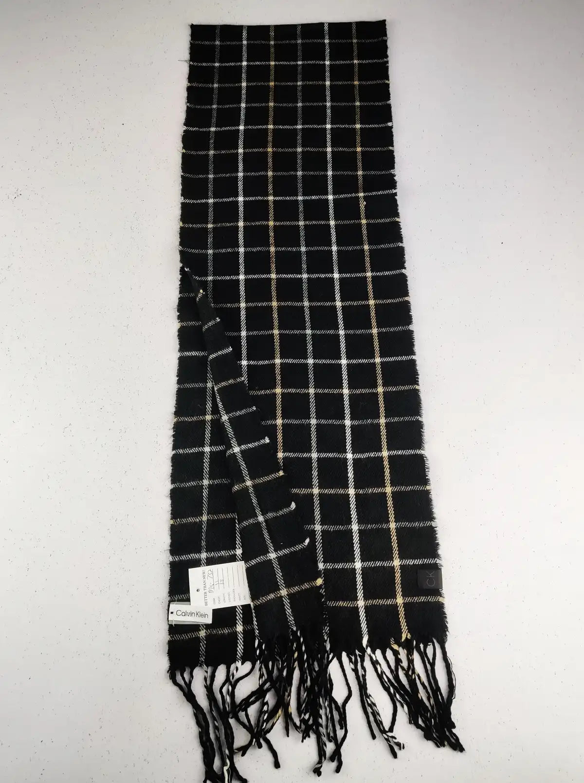 Buy online pre-used pre-loved 100% authentic & Original branded Calvin Klein (MS-732) available in Pakistan. Top international brands avilable.