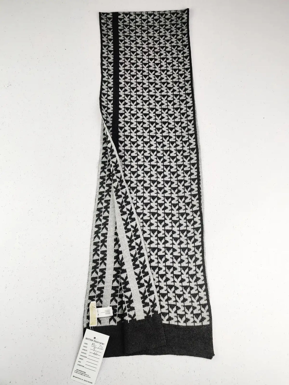 Buy online pre-used pre-loved 100% authentic & Original branded Michael Kors (MS-736) available in Pakistan. Top international brands avilable.