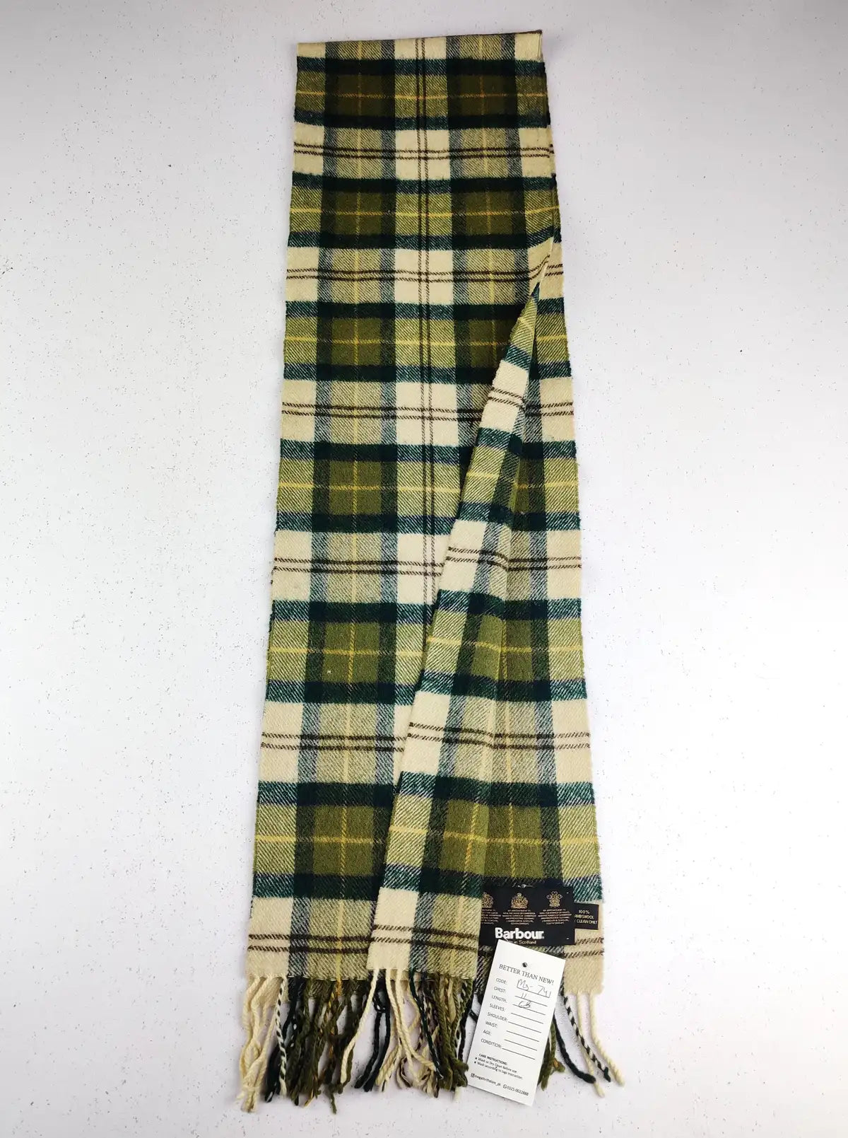 Buy online pre-used pre-loved 100% authentic & Original branded Barbour (MS-741) available in Pakistan. Top international brands avilable.