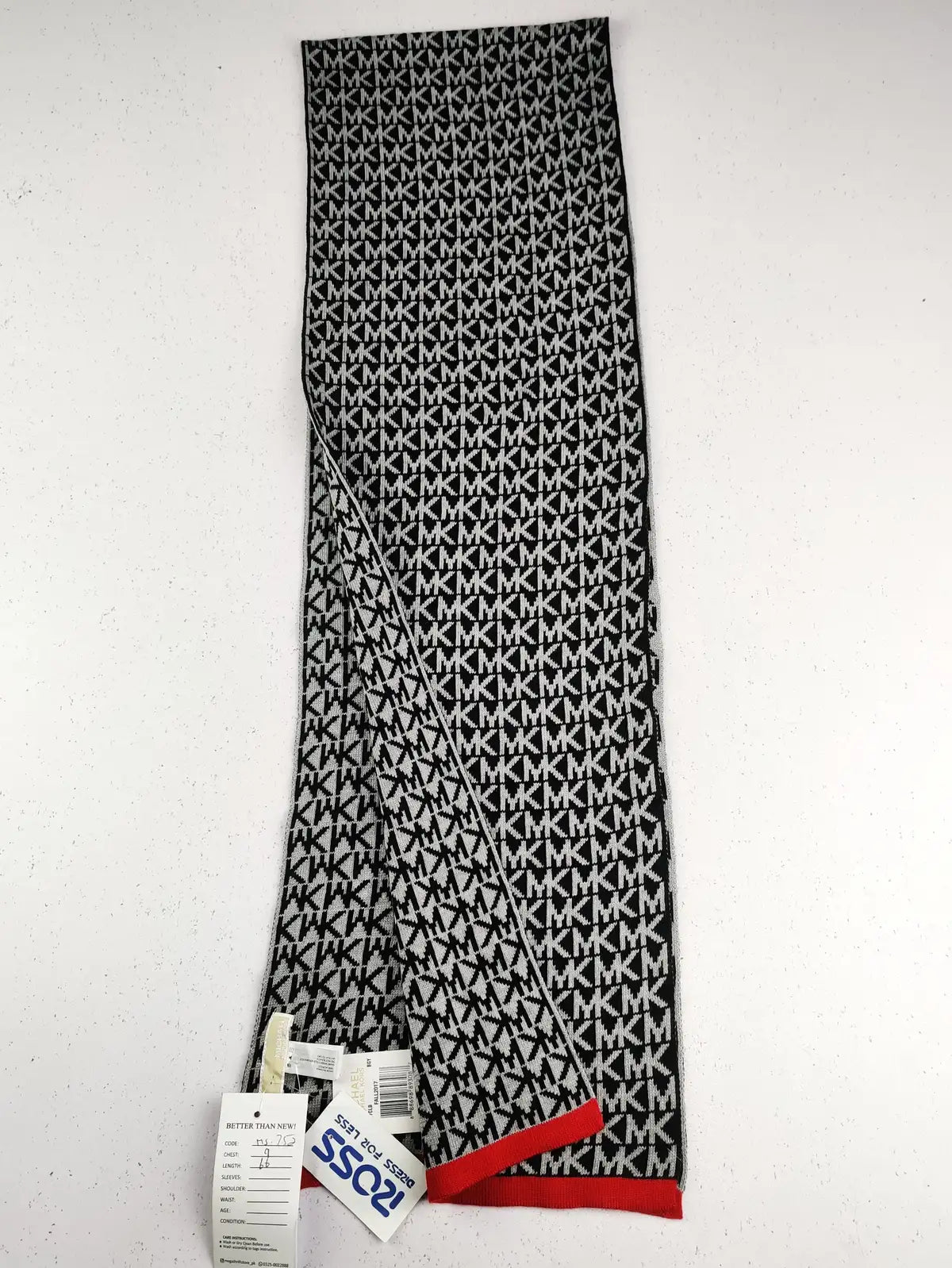 Buy online pre-used pre-loved 100% authentic & Original branded Michael Kors (MS-752) available in Pakistan. Top international brands avilable.