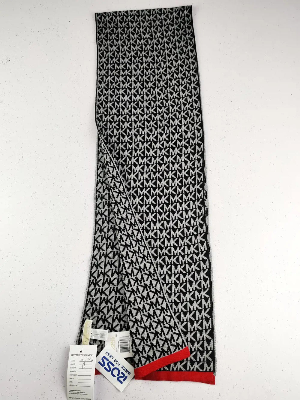 Buy online pre-used pre-loved 100% authentic & Original branded Michael Kors (MS-752) available in Pakistan. Top international brands avilable.