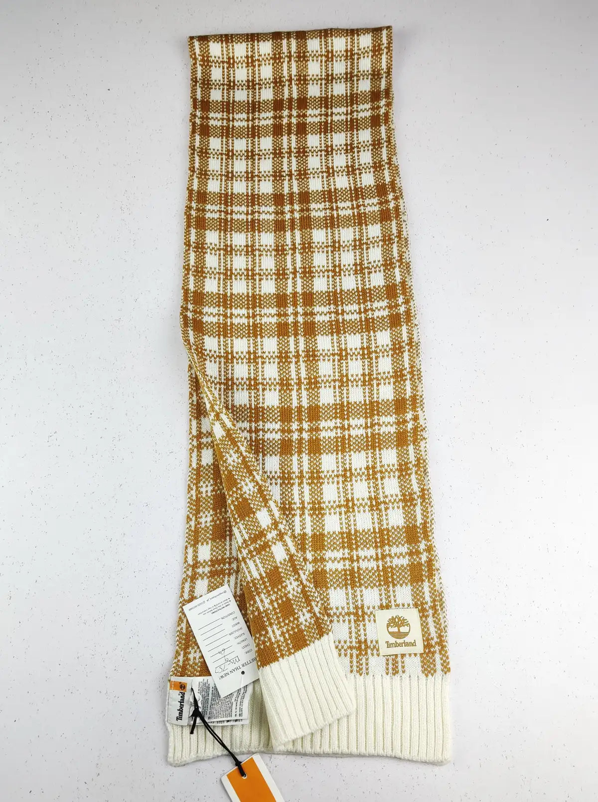 Buy online pre-used pre-loved 100% authentic & Original branded Timberland (MS-757) available in Pakistan. Top international brands avilable.