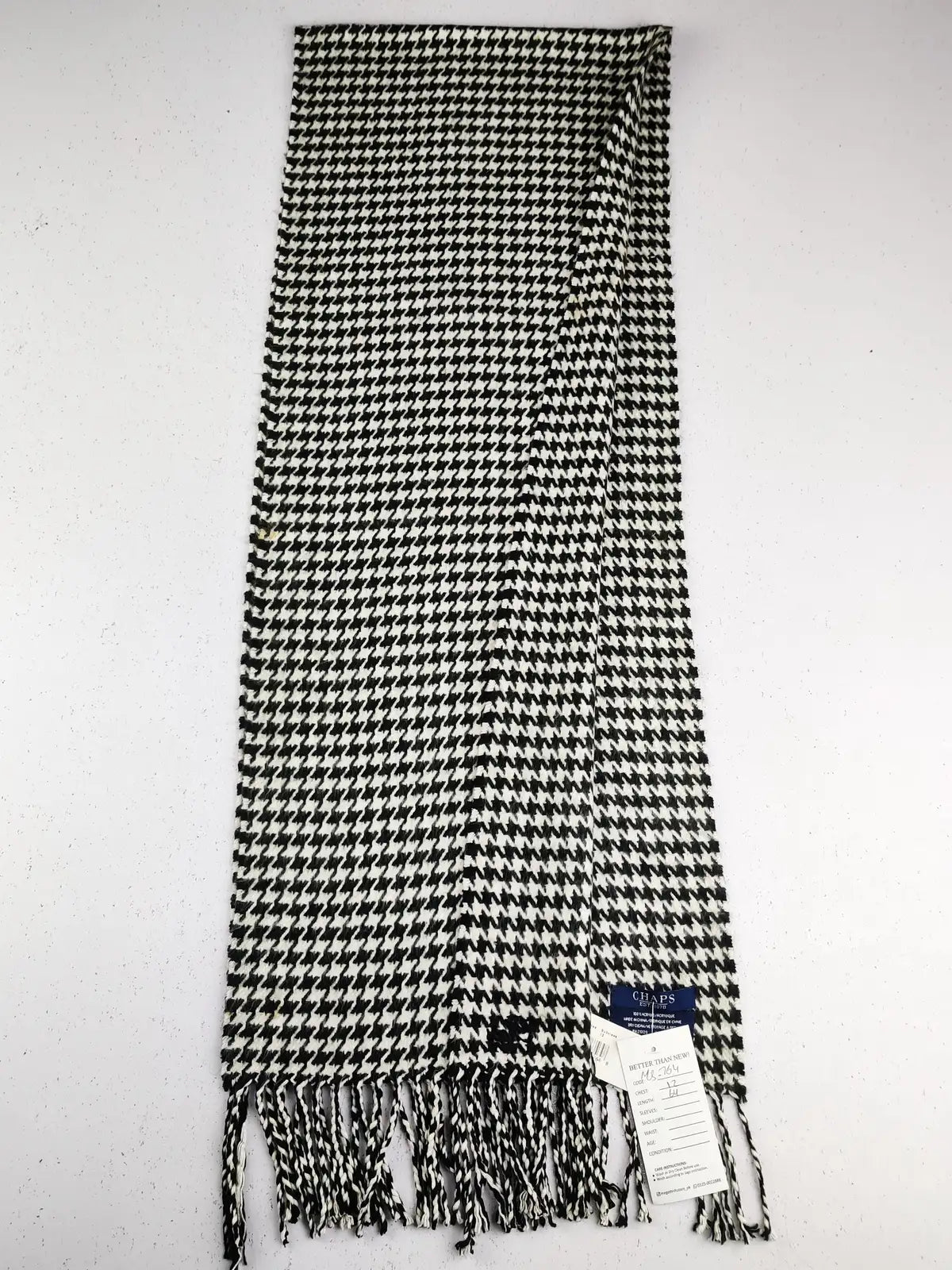 Buy online pre-used pre-loved 100% authentic & Original branded Chaps (MS-764) available in Pakistan. Top international brands avilable.