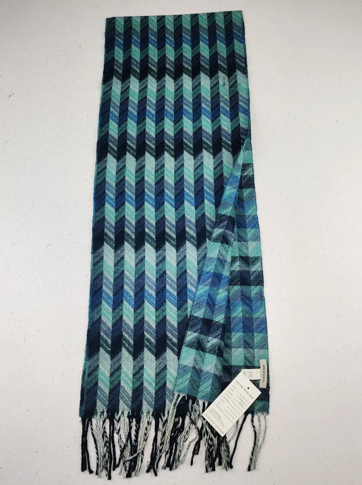 Buy online pre-used pre-loved 100% authentic & Original branded Merona (MS-793) available in Pakistan. Top international brands avilable.