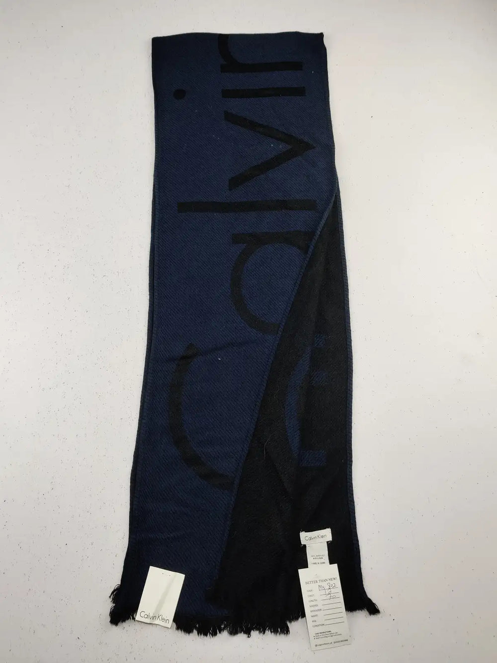 Buy online pre-used pre-loved 100% authentic & Original branded Calvin Klein (MS-802) available in Pakistan. Top international brands avilable.