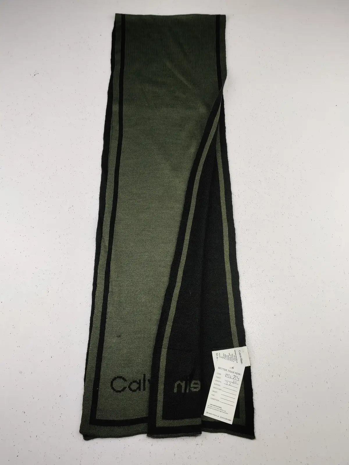 Buy online pre-used pre-loved 100% authentic & Original branded Calvin Klein (MS-814) available in Pakistan. Top international brands avilable.