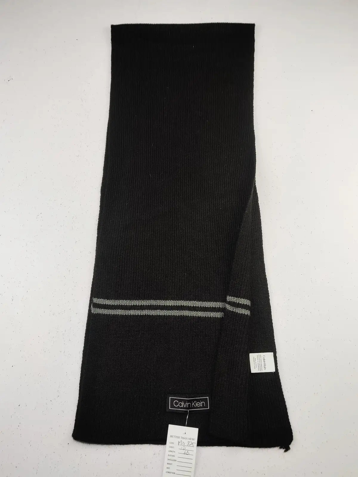 Buy online pre-used pre-loved 100% authentic & Original branded Calvin Klein (MS-825) available in Pakistan. Top international brands avilable.