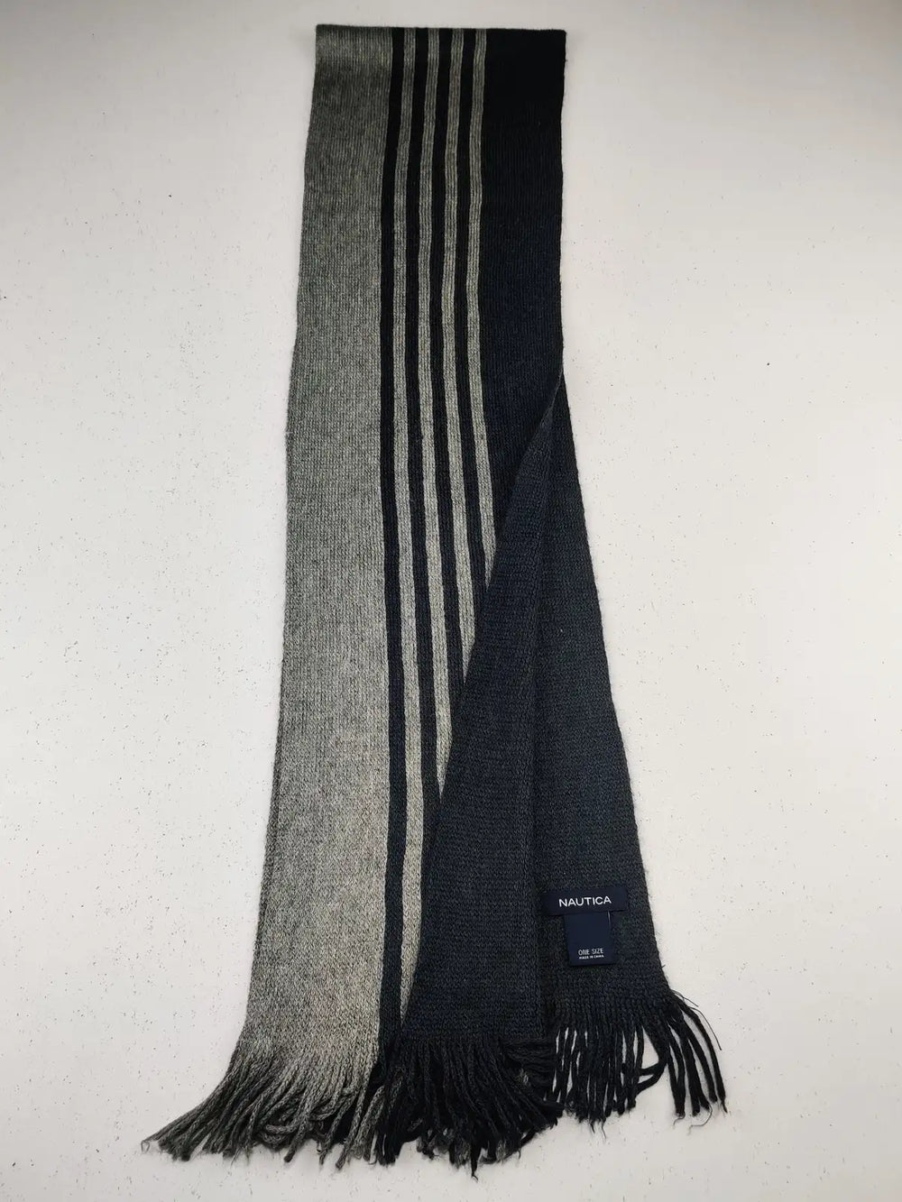 Buy online pre-used pre-loved 100% authentic & Original branded Nautica (MS-827) available in Pakistan. Top international brands avilable.