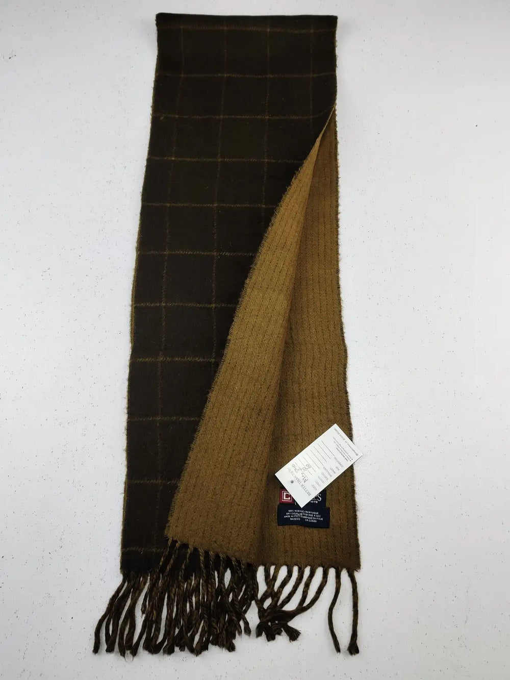Buy online pre-used pre-loved 100% authentic & Original branded Chaps (MS-840) available in Pakistan. Top international brands avilable.