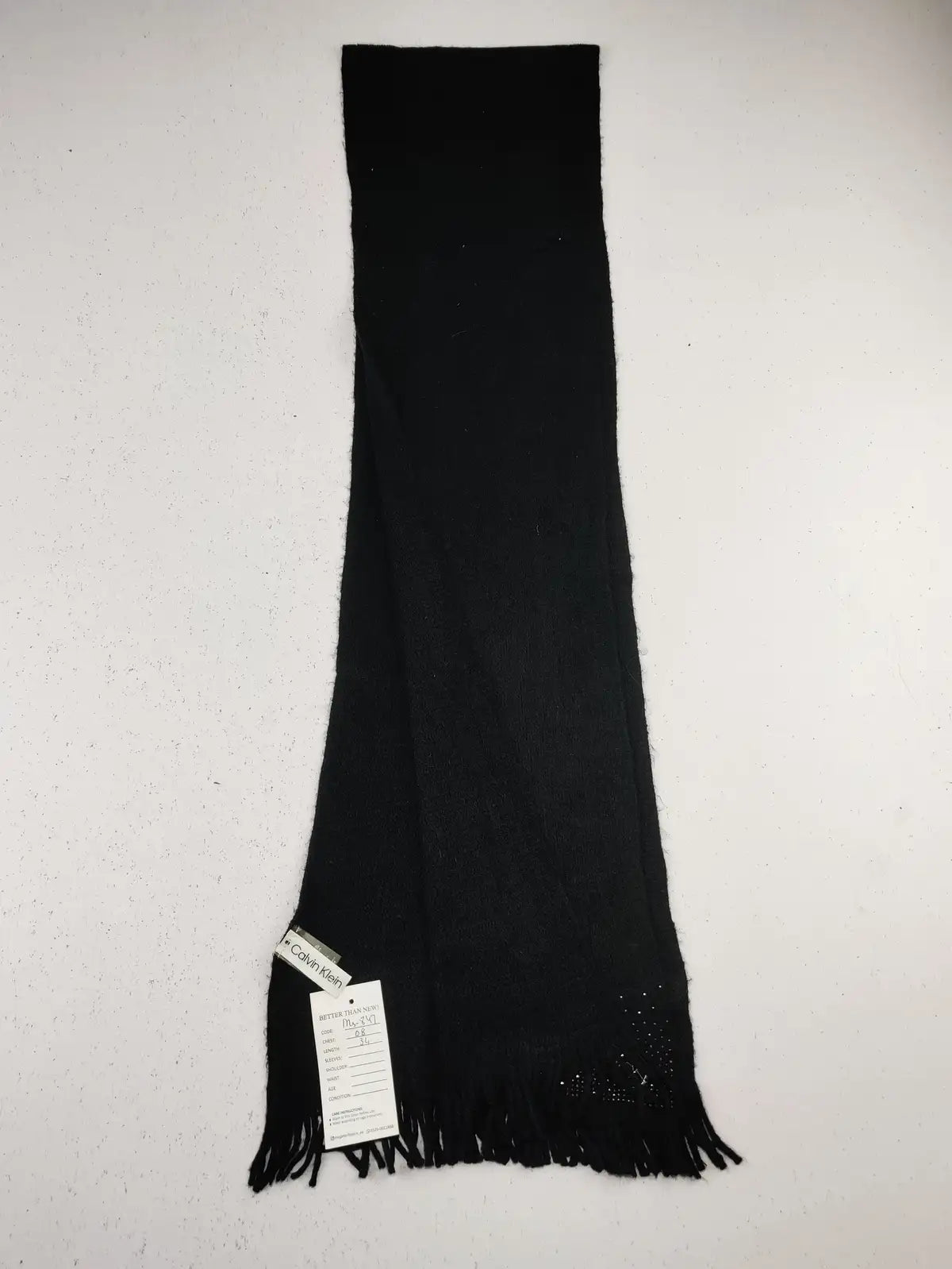 Buy online pre-used pre-loved 100% authentic & Original branded Calvin Klein (MS-847) available in Pakistan. Top international brands avilable.
