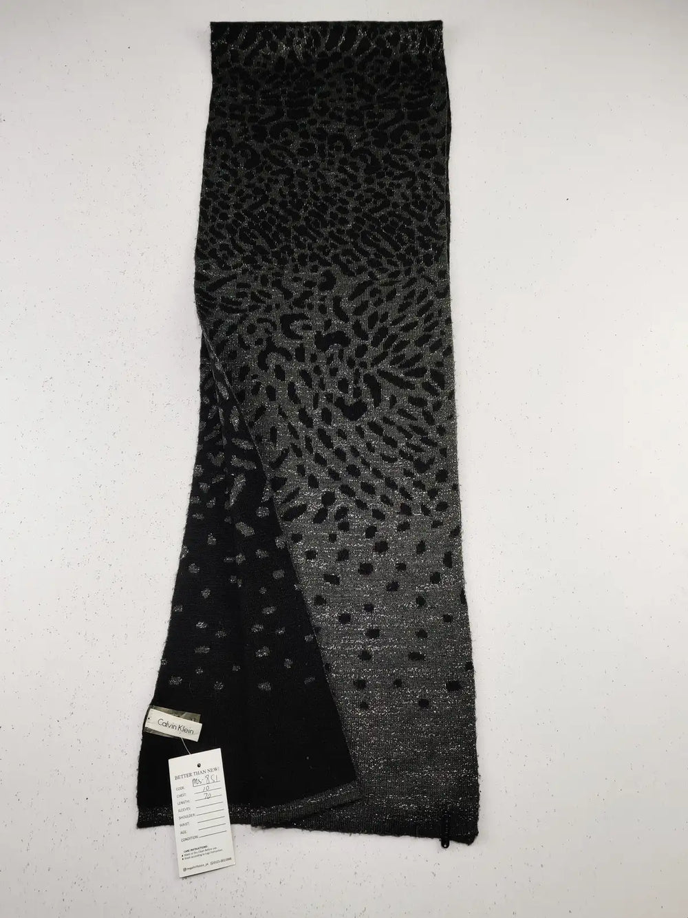 Buy online pre-used pre-loved 100% authentic & Original branded Calvin Klein (MS-851) available in Pakistan. Top international brands avilable.