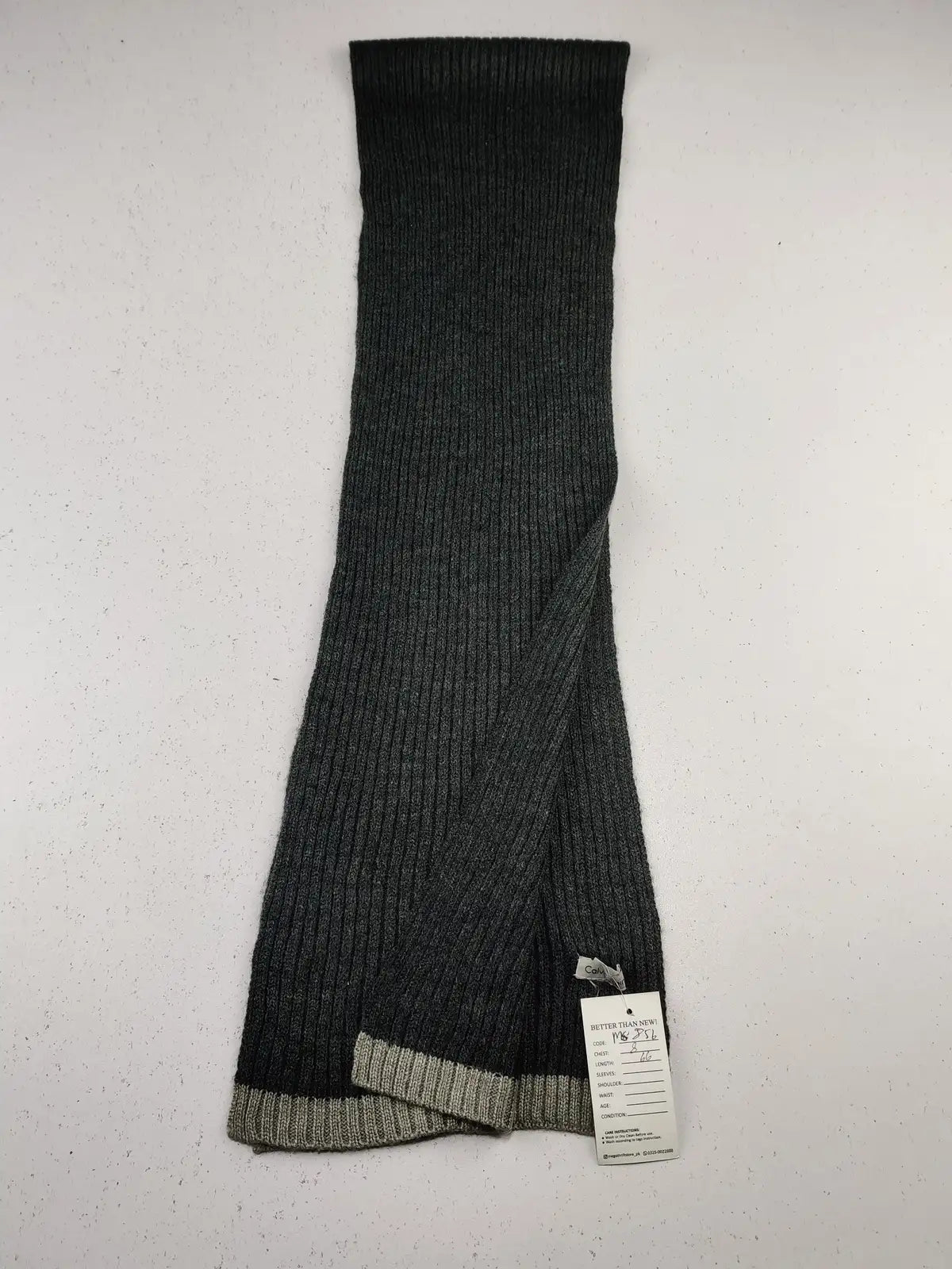 Buy online pre-used pre-loved 100% authentic & Original branded Calvin Klein (MS-856) available in Pakistan. Top international brands avilable.
