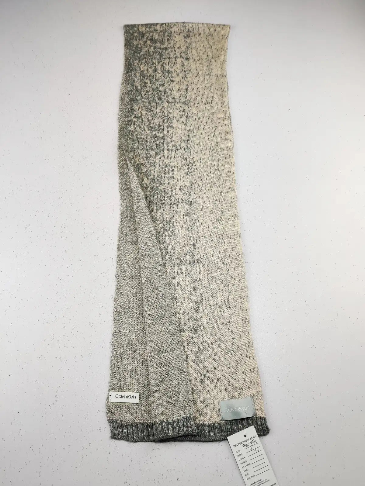 Buy online pre-used pre-loved 100% authentic & Original branded Calvin Klein (MS-859) available in Pakistan. Top international brands avilable.