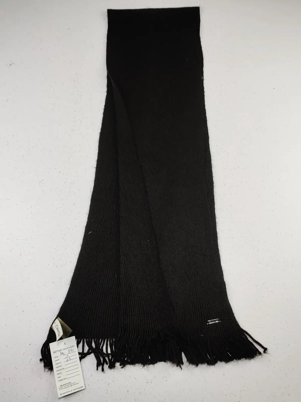 Buy online pre-used pre-loved 100% authentic & Original branded Calvin Klein (MS-861) available in Pakistan. Top international brands avilable.