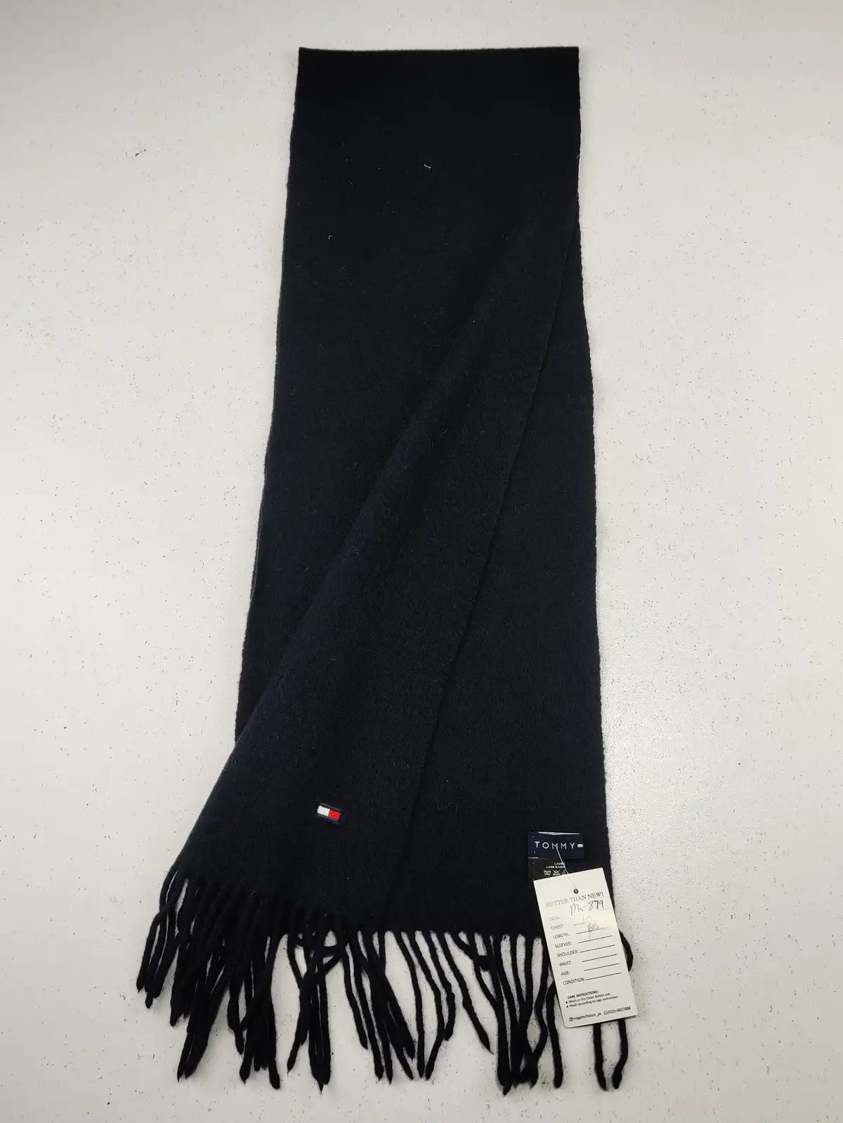 Buy online pre-used pre-loved 100% authentic & Original branded Tommy Hilfiger (MS-879) available in Pakistan. Top international brands avilable.