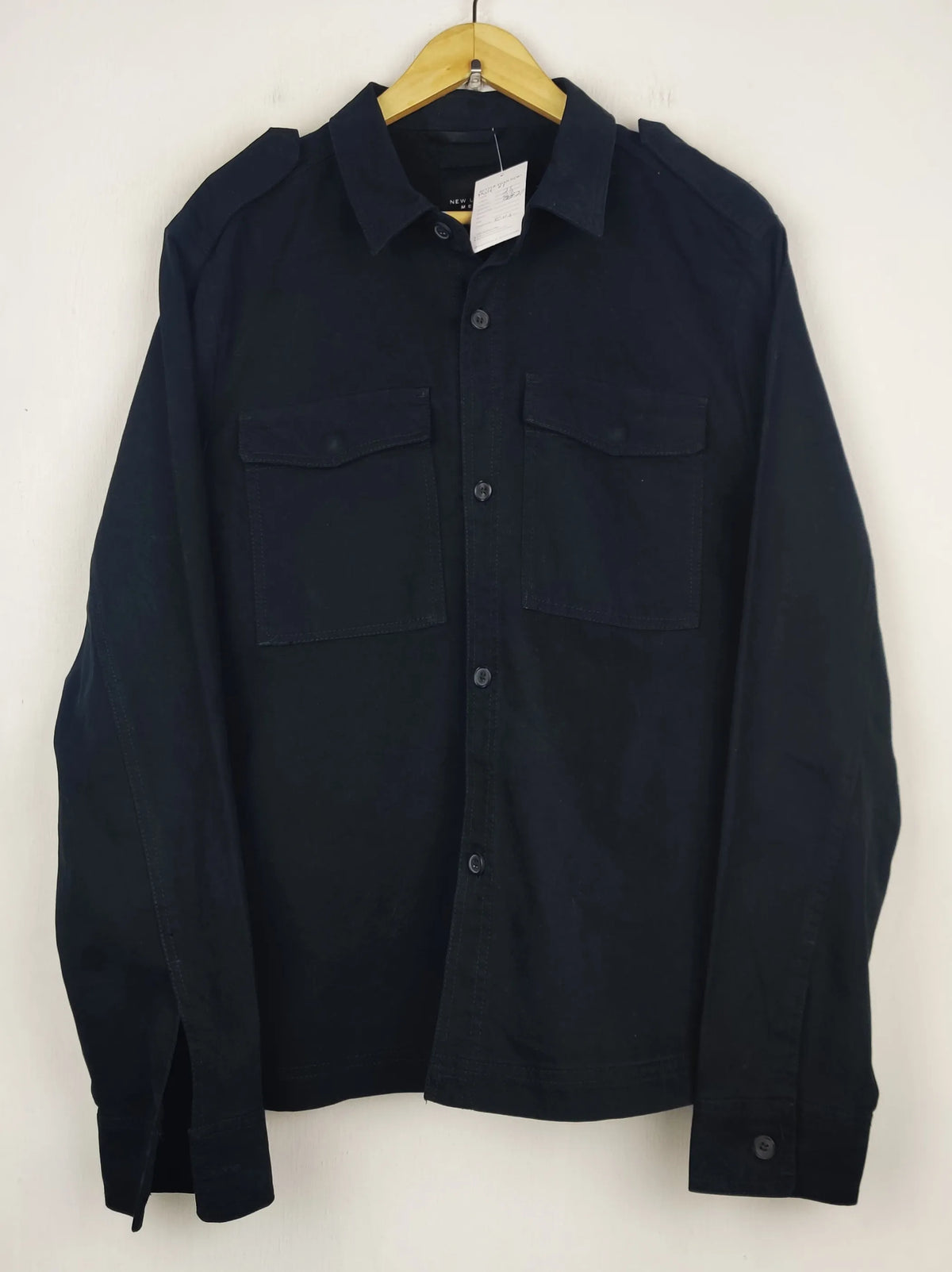 Buy online pre-used pre-loved 100% authentic & Original branded New Look (MSK-01) available in Pakistan. Top international brands avilable.