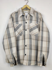 Buy online pre-used pre-loved 100% authentic & Original branded Easy (MSK-29) available in Pakistan. Top international brands avilable.