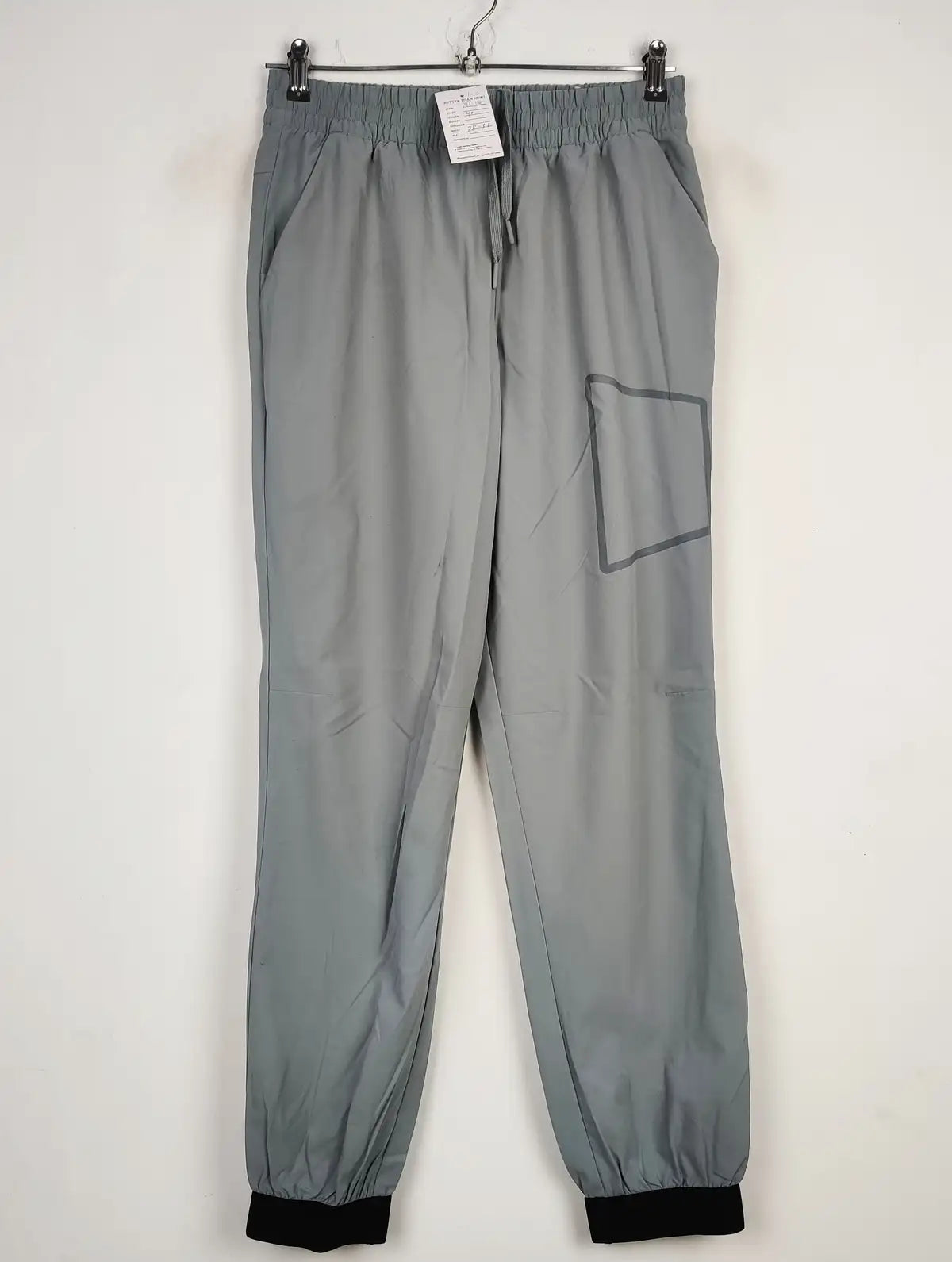 Buy online pre-used pre-loved 100% authentic & Original branded Berghaus (MT-1010) available in Pakistan. Top international brands avilable.