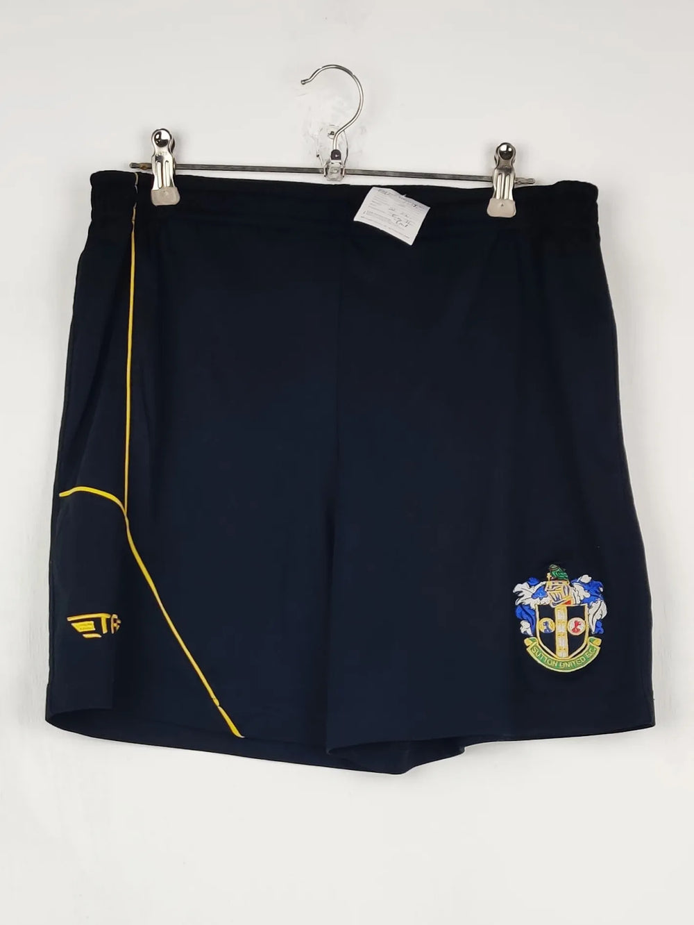 Buy online pre-used pre-loved 100% authentic & Original branded Unknown Brand (MT-1116) available in Pakistan. Top international brands avilable.