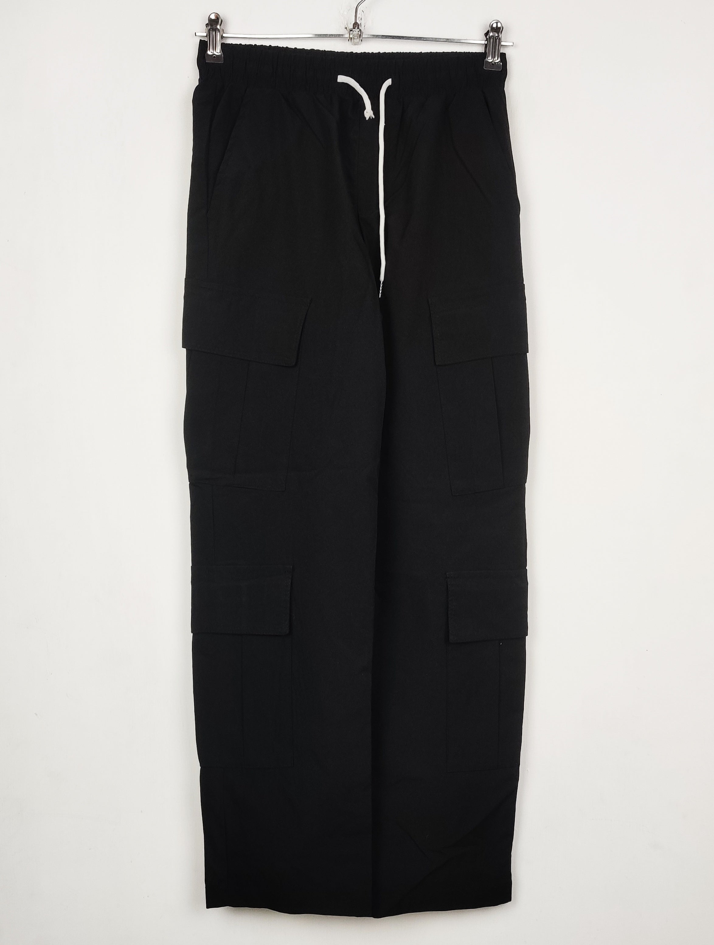 Buy online pre-used pre-loved 100% authentic & Original branded Unknown Brand (MT-1256) available in Pakistan. Top international brands avilable.