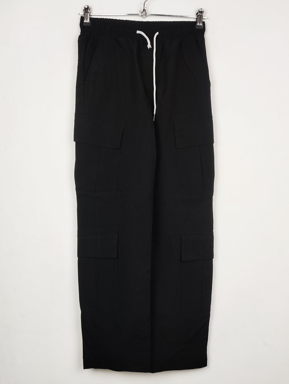 Buy online pre-used pre-loved 100% authentic & Original branded Unknown Brand (MT-1256) available in Pakistan. Top international brands avilable.