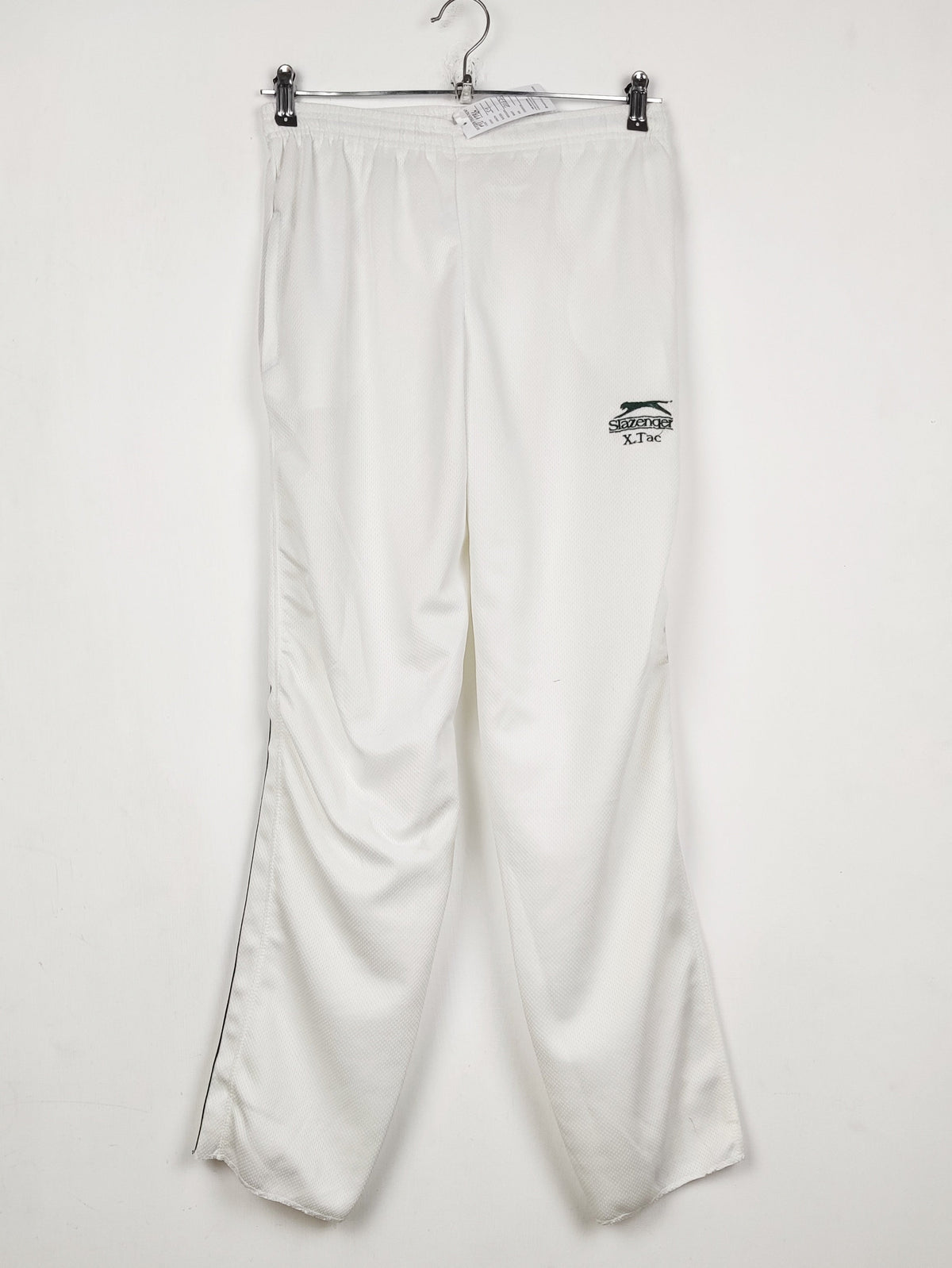 Buy online pre-used pre-loved 100% authentic & Original branded Unknown Brand (MT-1286) available in Pakistan. Top international brands avilable.