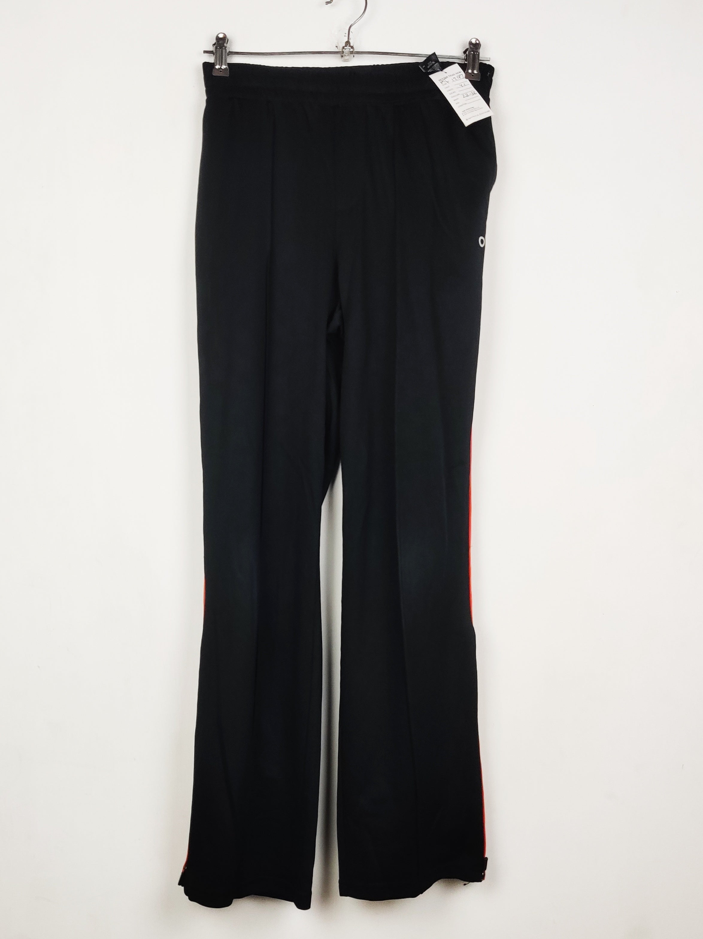 Buy online pre-used pre-loved 100% authentic & Original branded Marks & Spencer (MT-1297) available in Pakistan. Top international brands avilable.