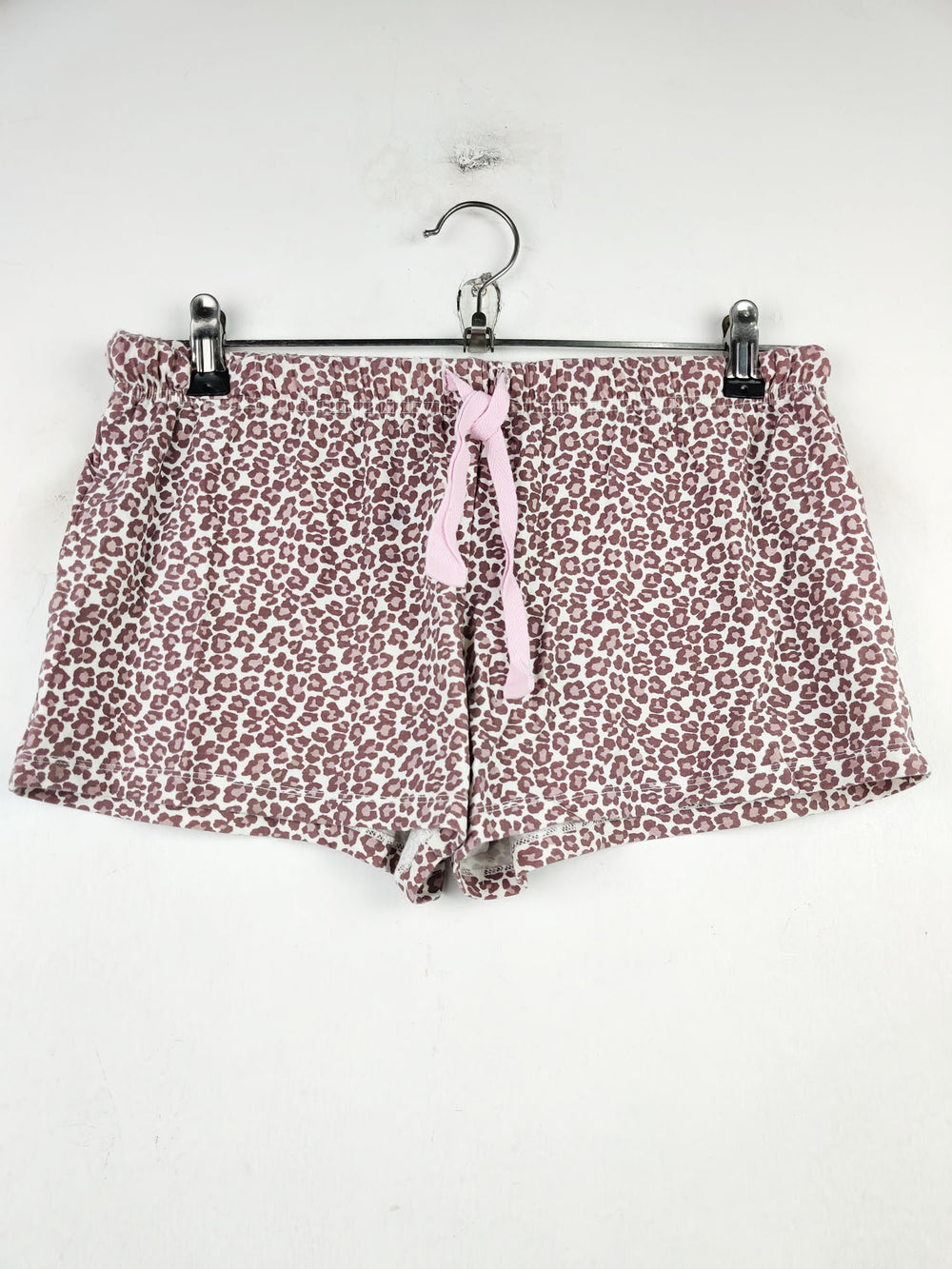 Buy online pre-used pre-loved 100% authentic & Original branded Boux (NL-1035) available in Pakistan. Top international brands avilable.