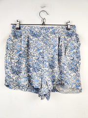 Buy online pre-used pre-loved 100% authentic & Original branded H&M (NL-1036) available in Pakistan. Top international brands avilable.